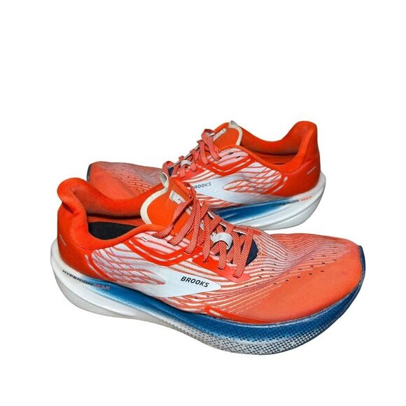 Brooks Hyperion Max Running Shoe in Vibrant Orange with Blue Sole size 9.5